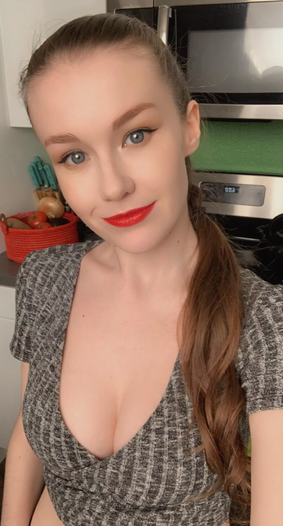 Live on twitch! /EmilyBloomShow