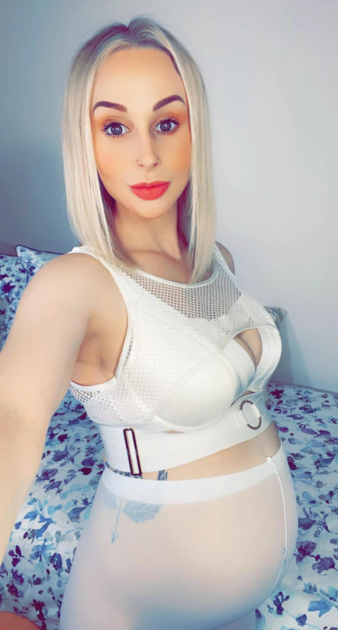 Live soon! 😘 https://linktr.ee/cupacakeus