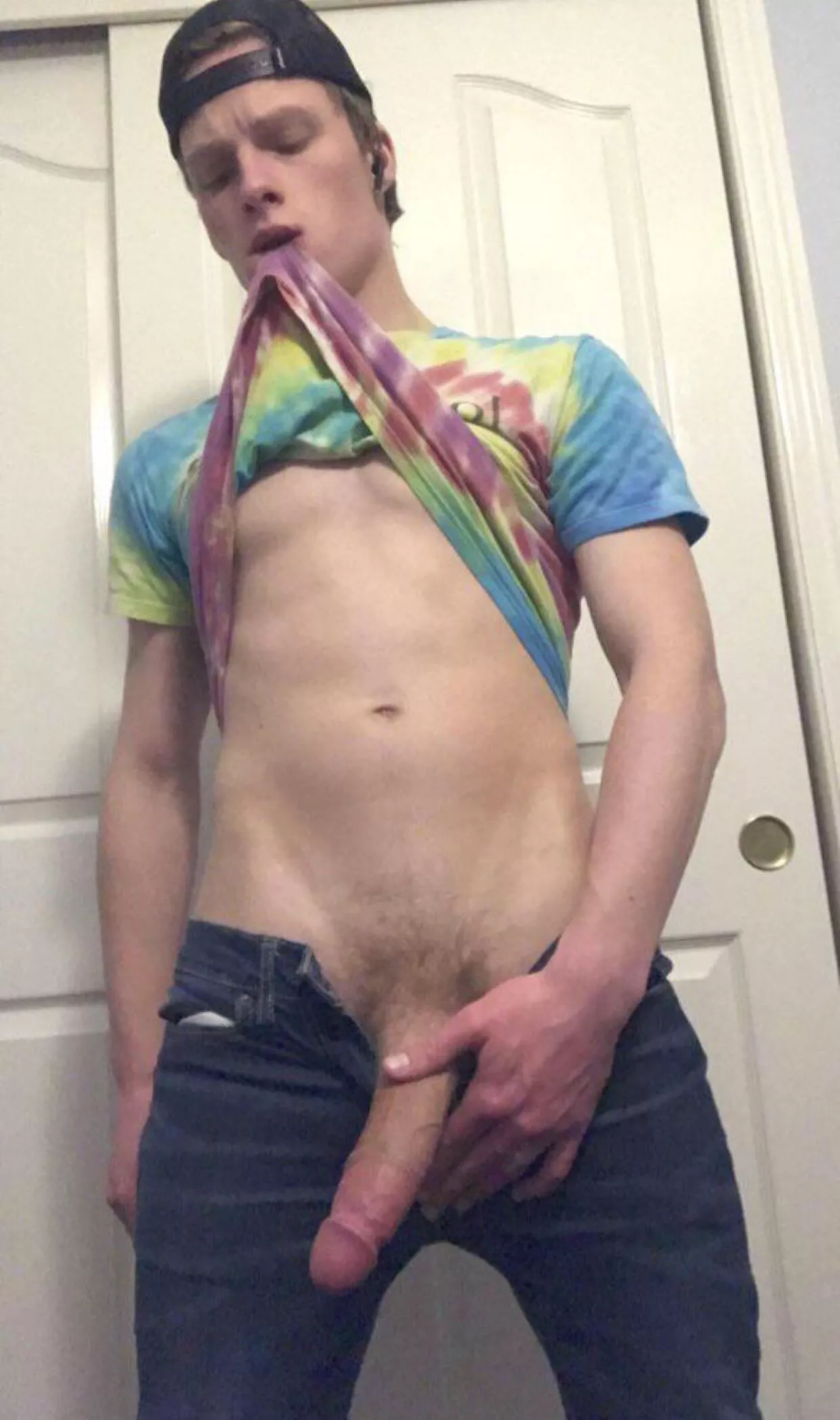 Look at my cock bro ðŸ¤¤