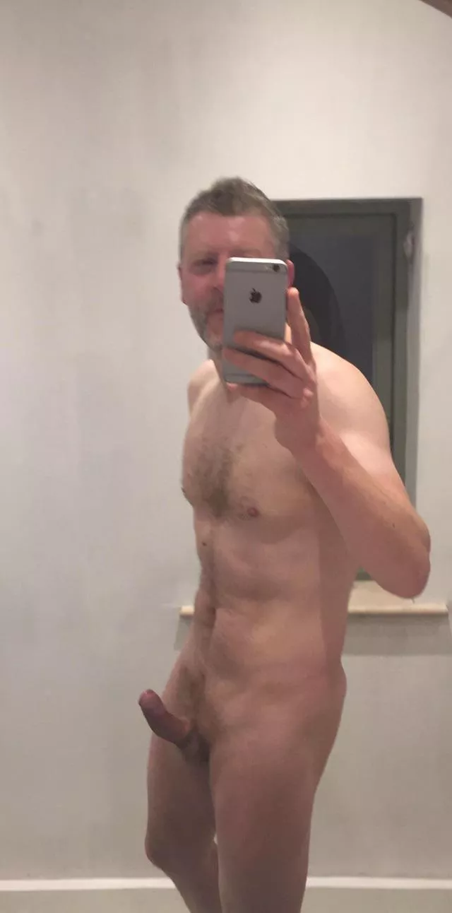 Looking for love…..[50] uk