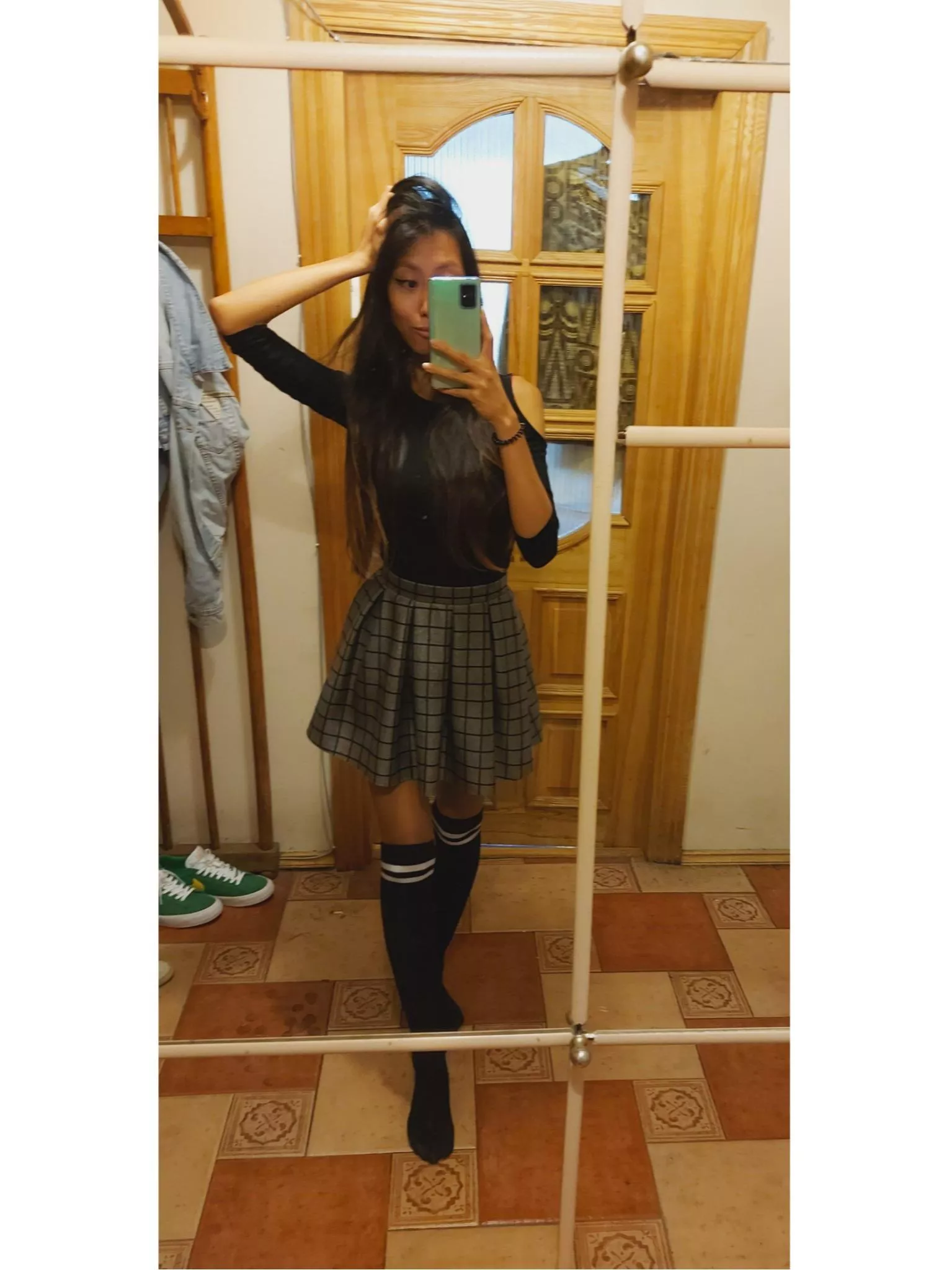 Looking like a cute schoolgirl ðŸ¥º ASIAN BABYDOLL â­ðŸ· 50% promo and 5$ only â¤ðŸ· I post daily and do private requests as well â­ OF: murrr