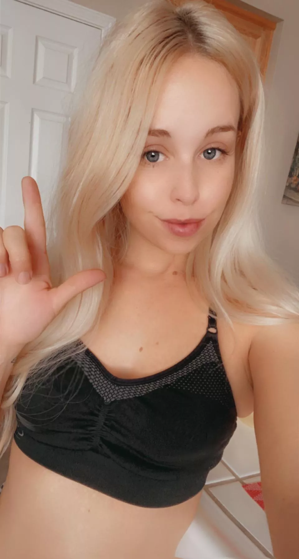 Losers like you canâ€™t help but to submit to perfect goddesses like me. [Domme]