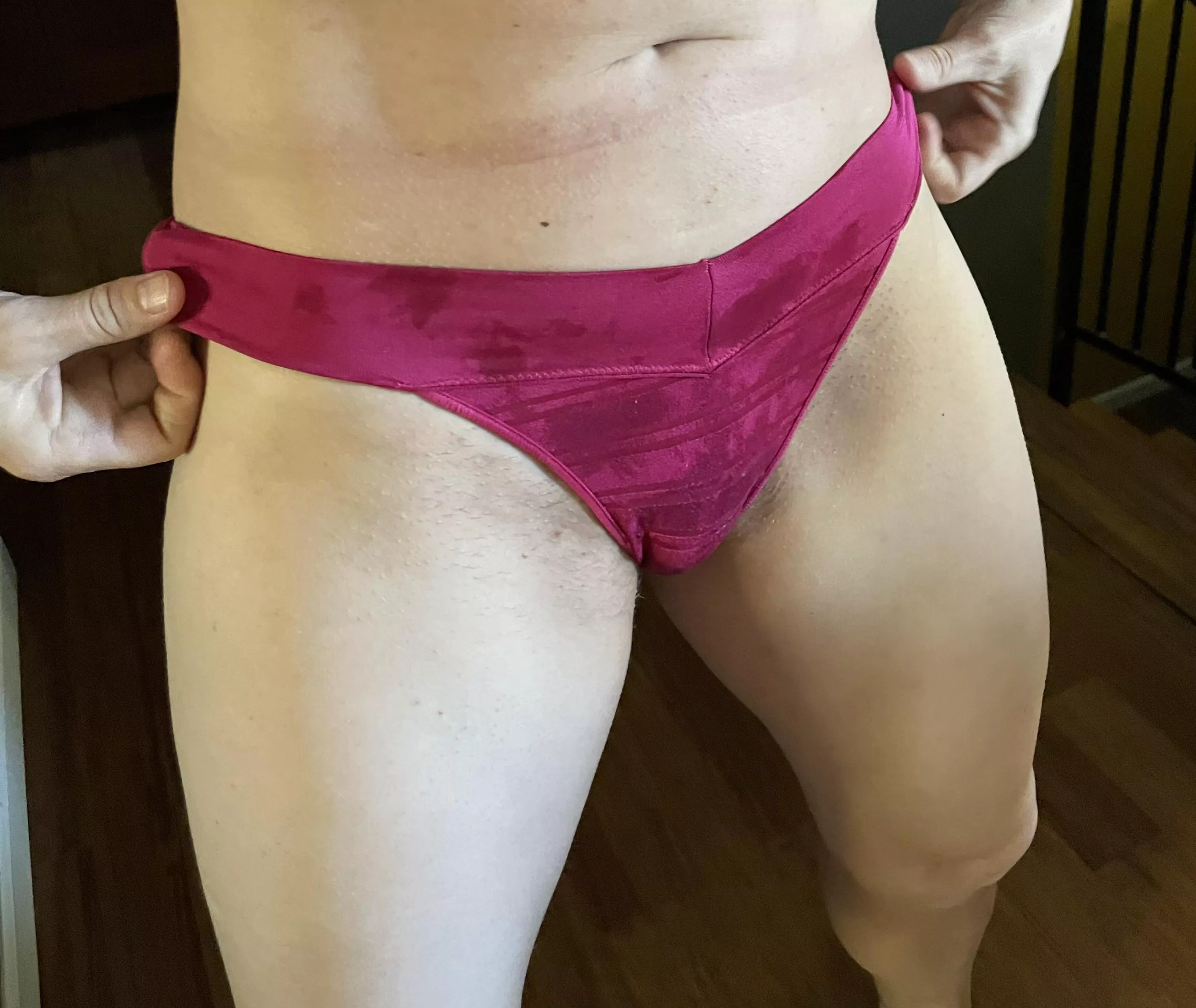 Love making clients happy [39F] 🥰🥰 Sweet cream, aromatic and dirty... Let me know your preferences 🥰fet friendly, open minded 😘 [Selling] videos, photos, panties/bras/yoga pants/ASK, pee & spit vials, Kik experience ✨ kik: curious_conte