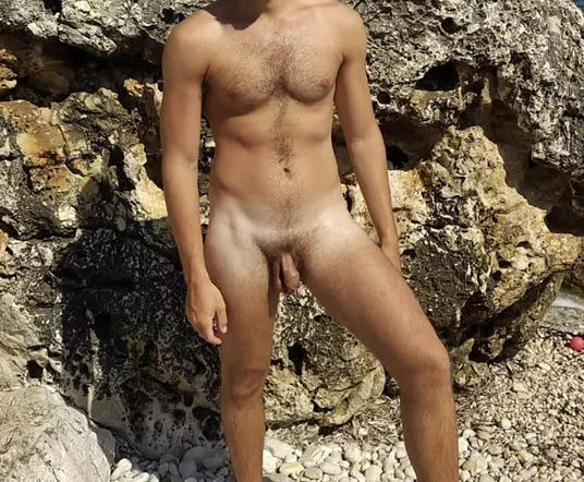 Love nudist beach. How does it look when it is soft? Bigger italian softies could contact me?