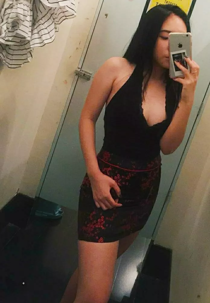 Love this dress.