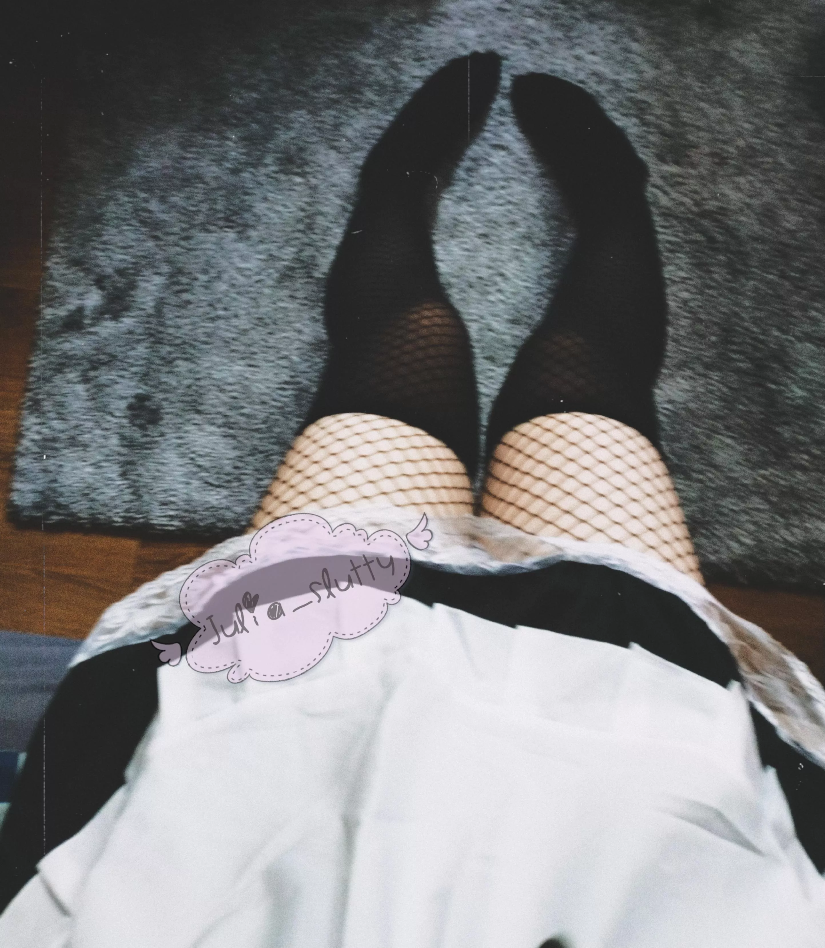 love this maid outfit on me🤍🖤