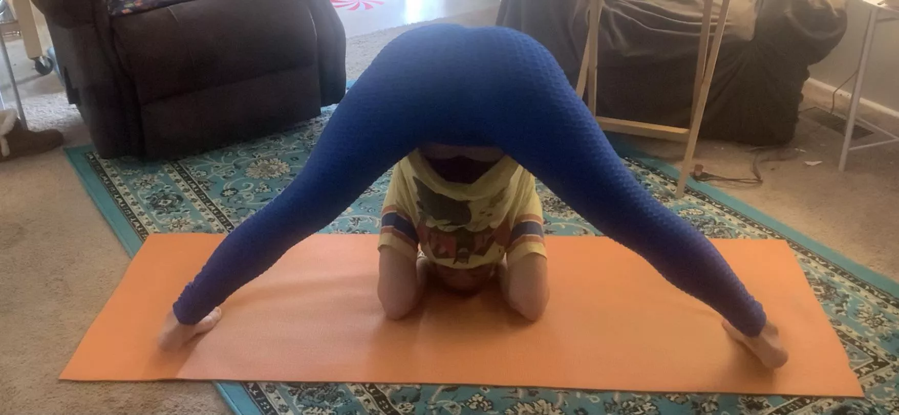 Love what yoga has done for my ass ❤️ NSFW