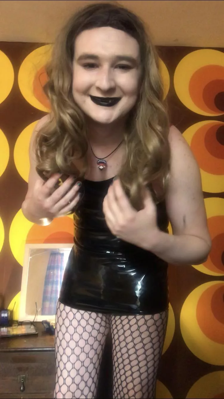 Loving my new latex dress 🥰