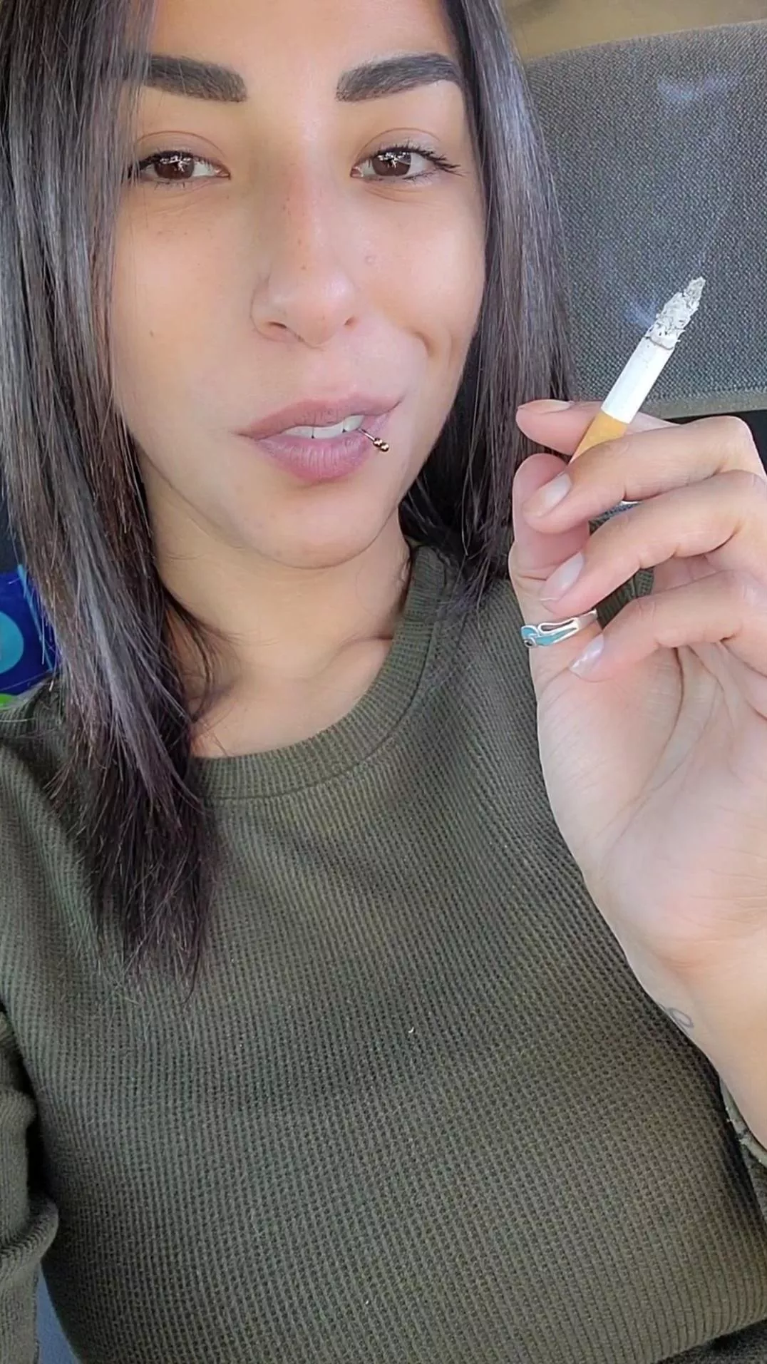 Lunch break smoke ðŸš¬