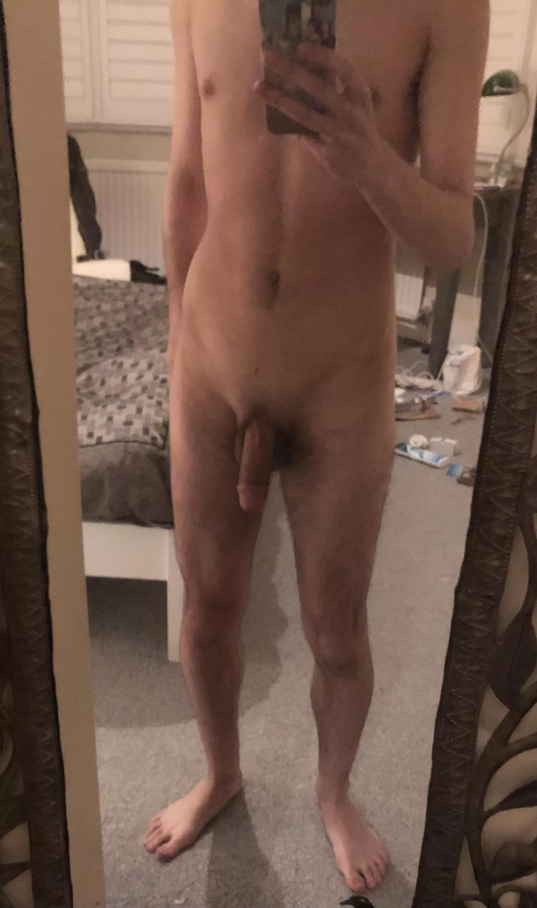 M: 19, 175cm, 62Kg