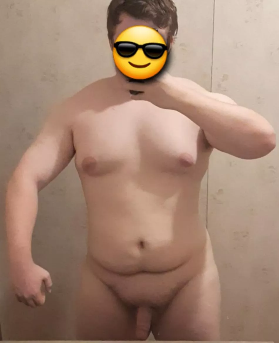 M 20, 235lbs, 5'10