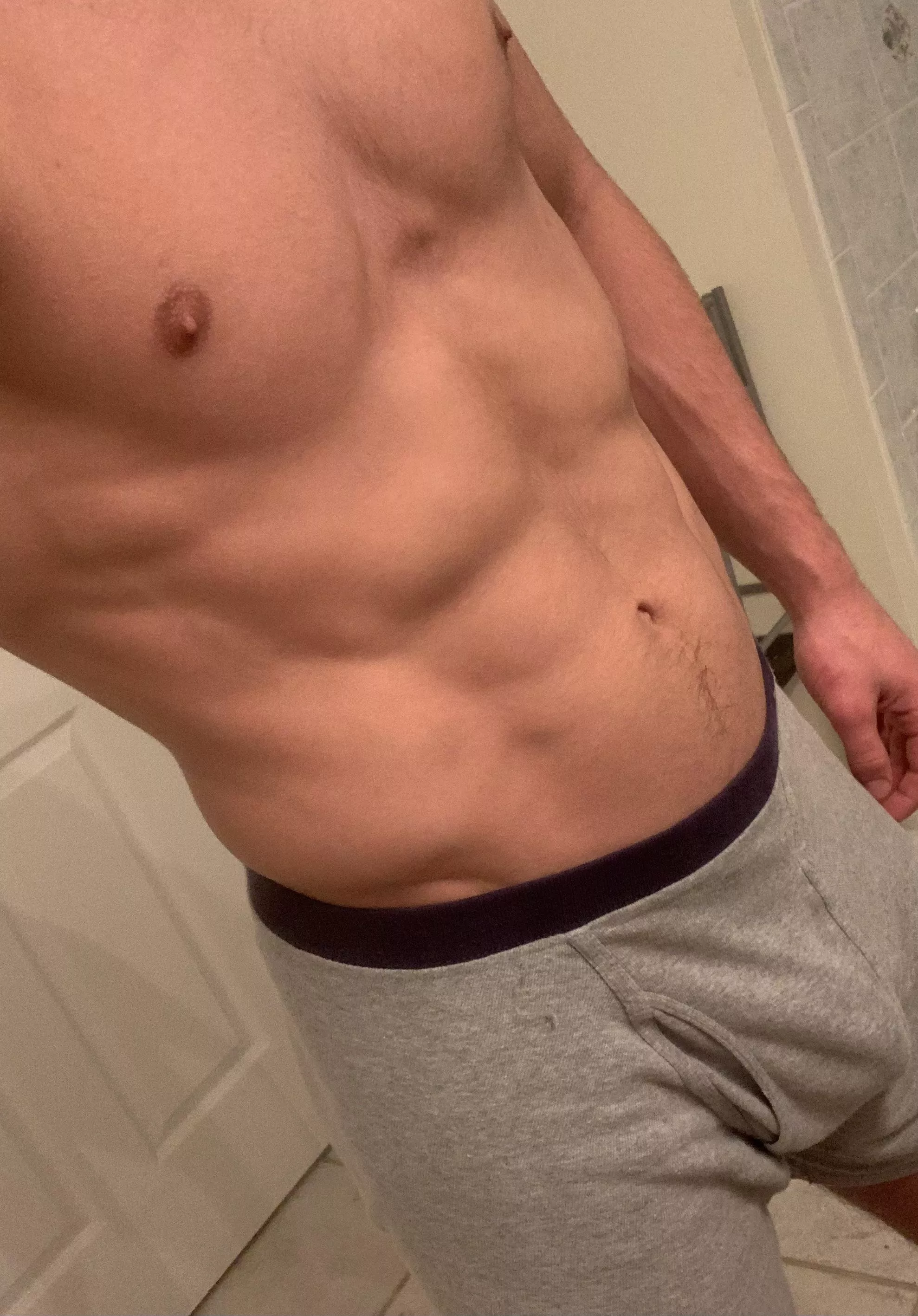 [m] 21 All I do is workout