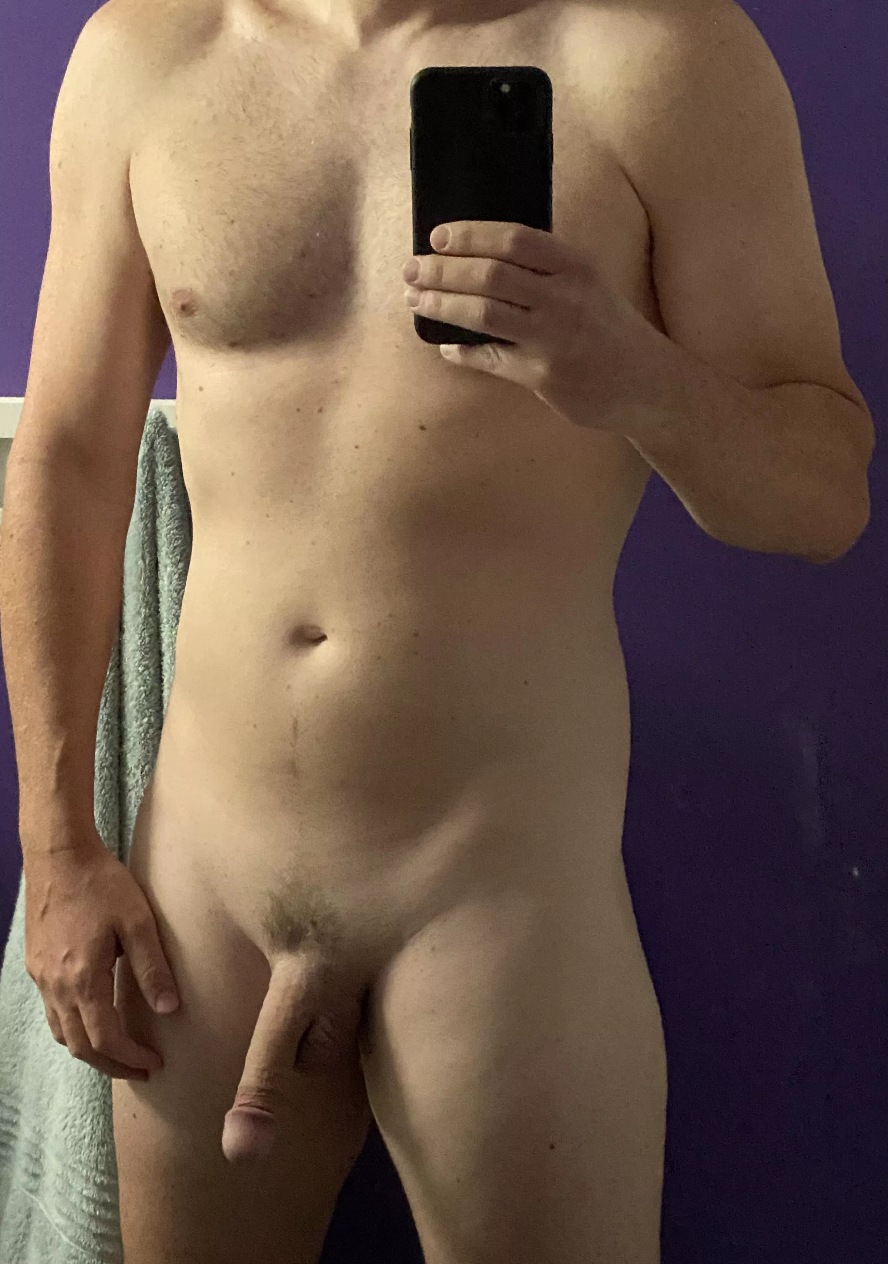 M, 40, 6â€™3â€, 220 lbs