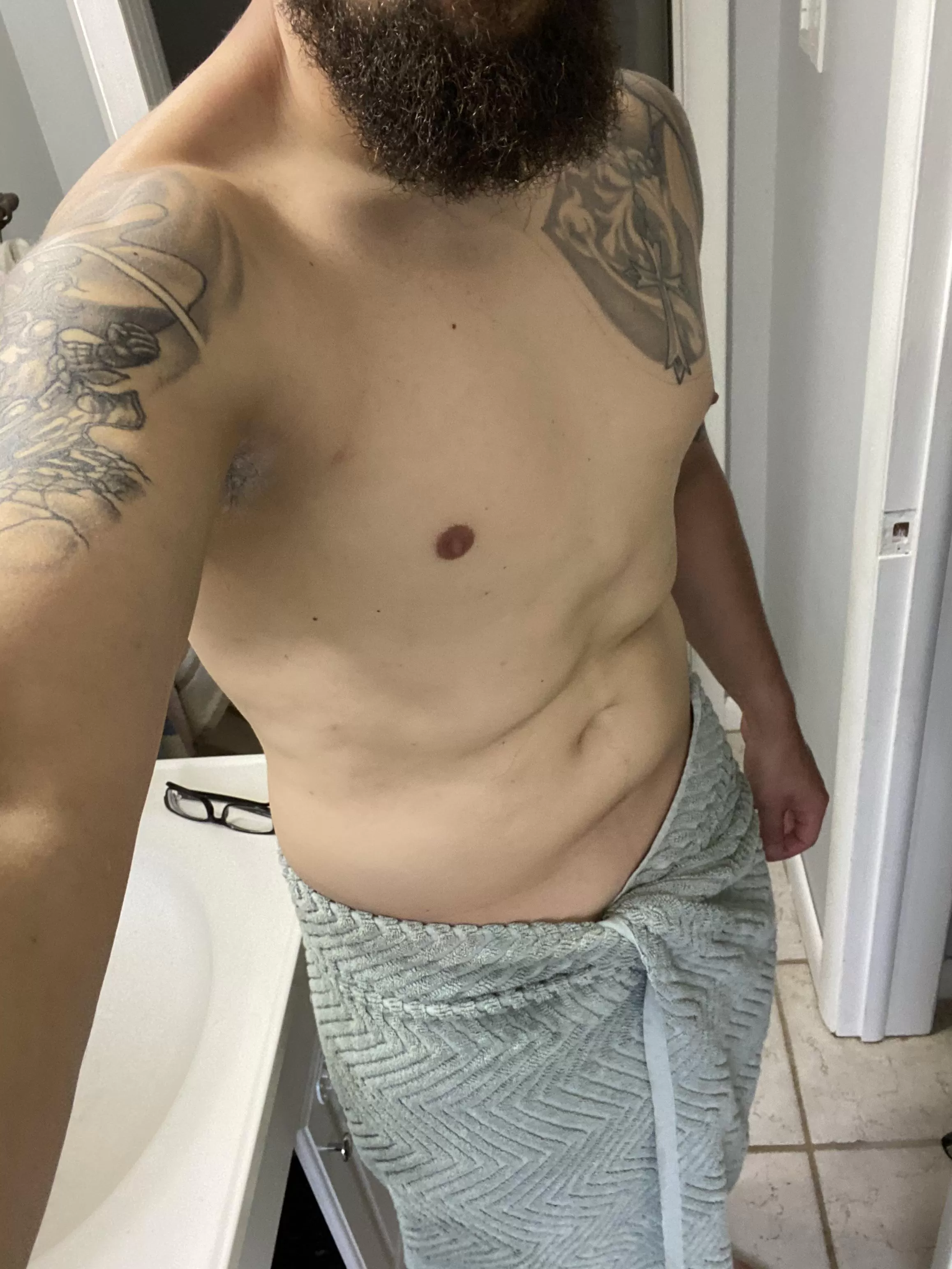 [M] Any ladies wanna come help me dry off?