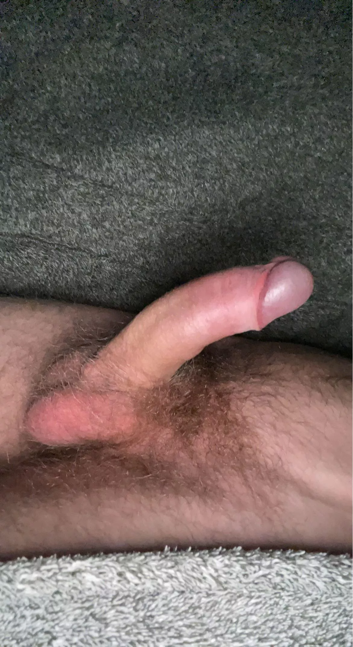 (M) anyone wanna help me cum? ;)