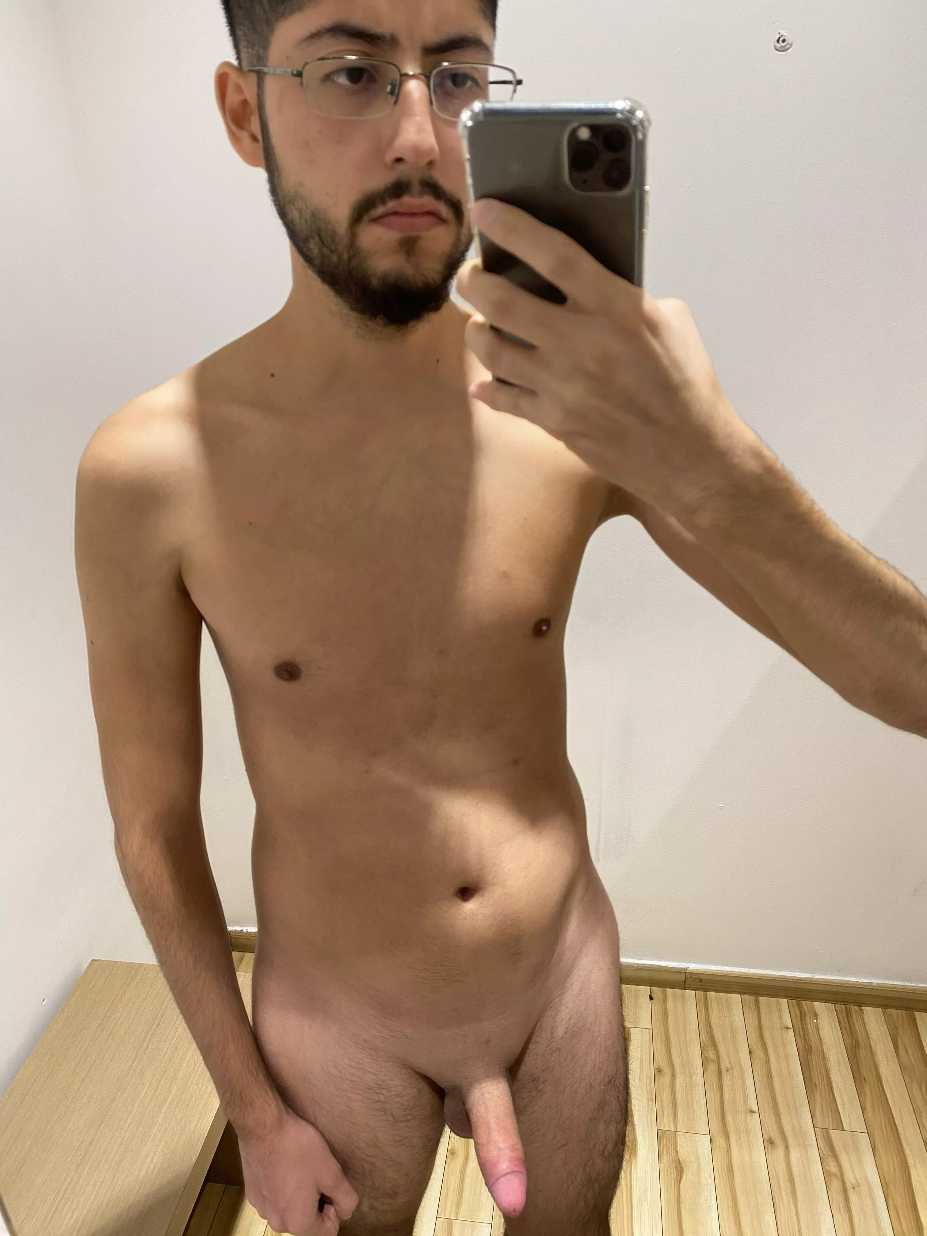 M Just a selfie in the changing room What do you think?