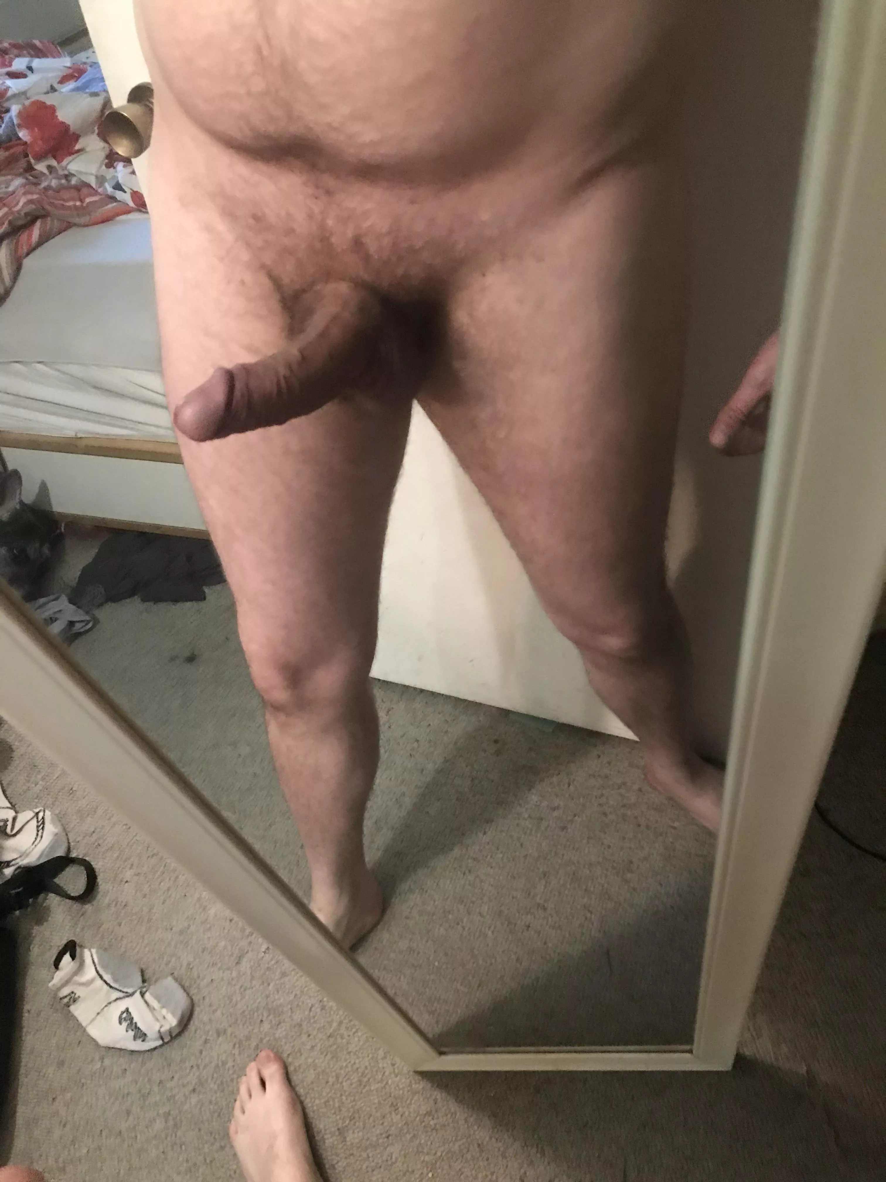 [m] love to have someone on their knees as I fuck that face