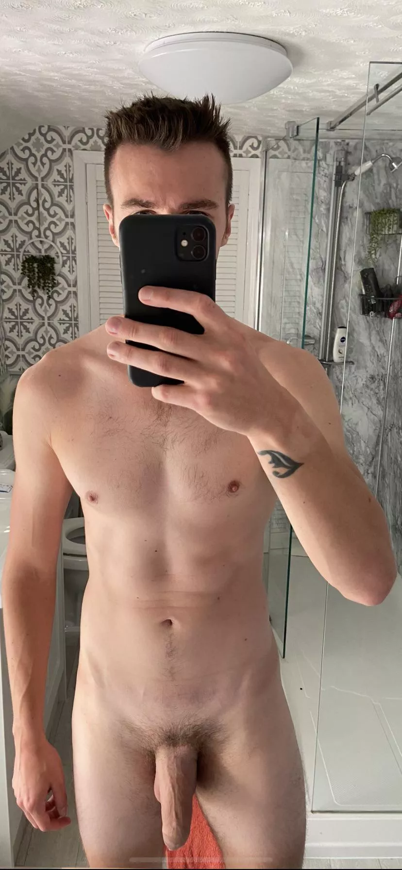 [m] rate my naked body 😉