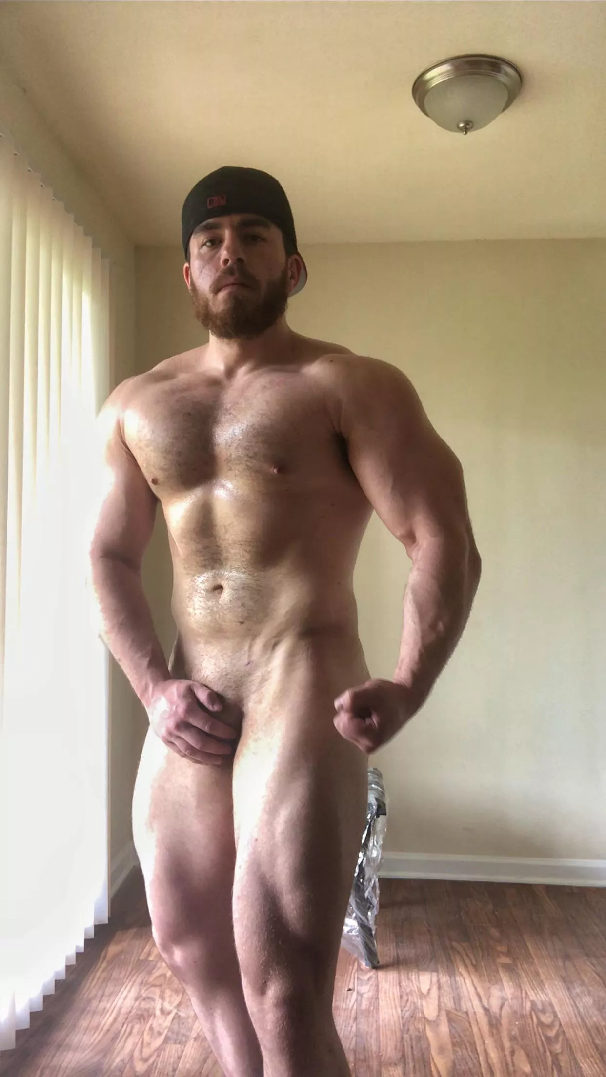 (M) whole lotta meat!