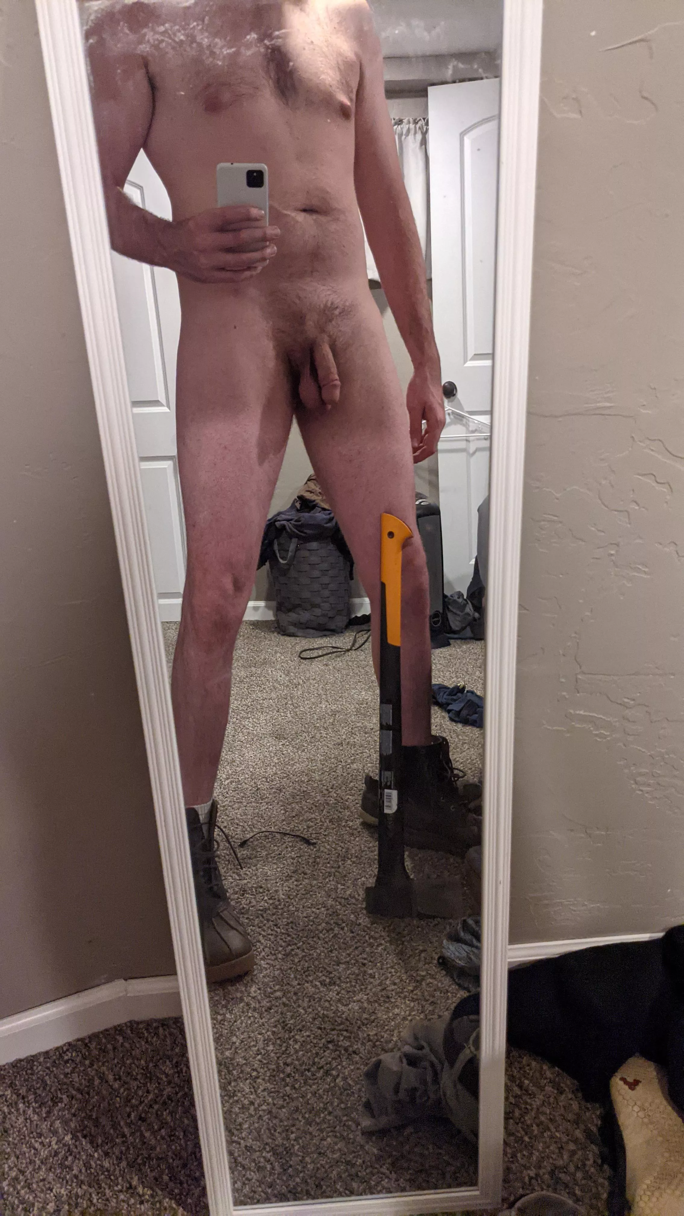 [M][28, 240, 6'6] boots stay on