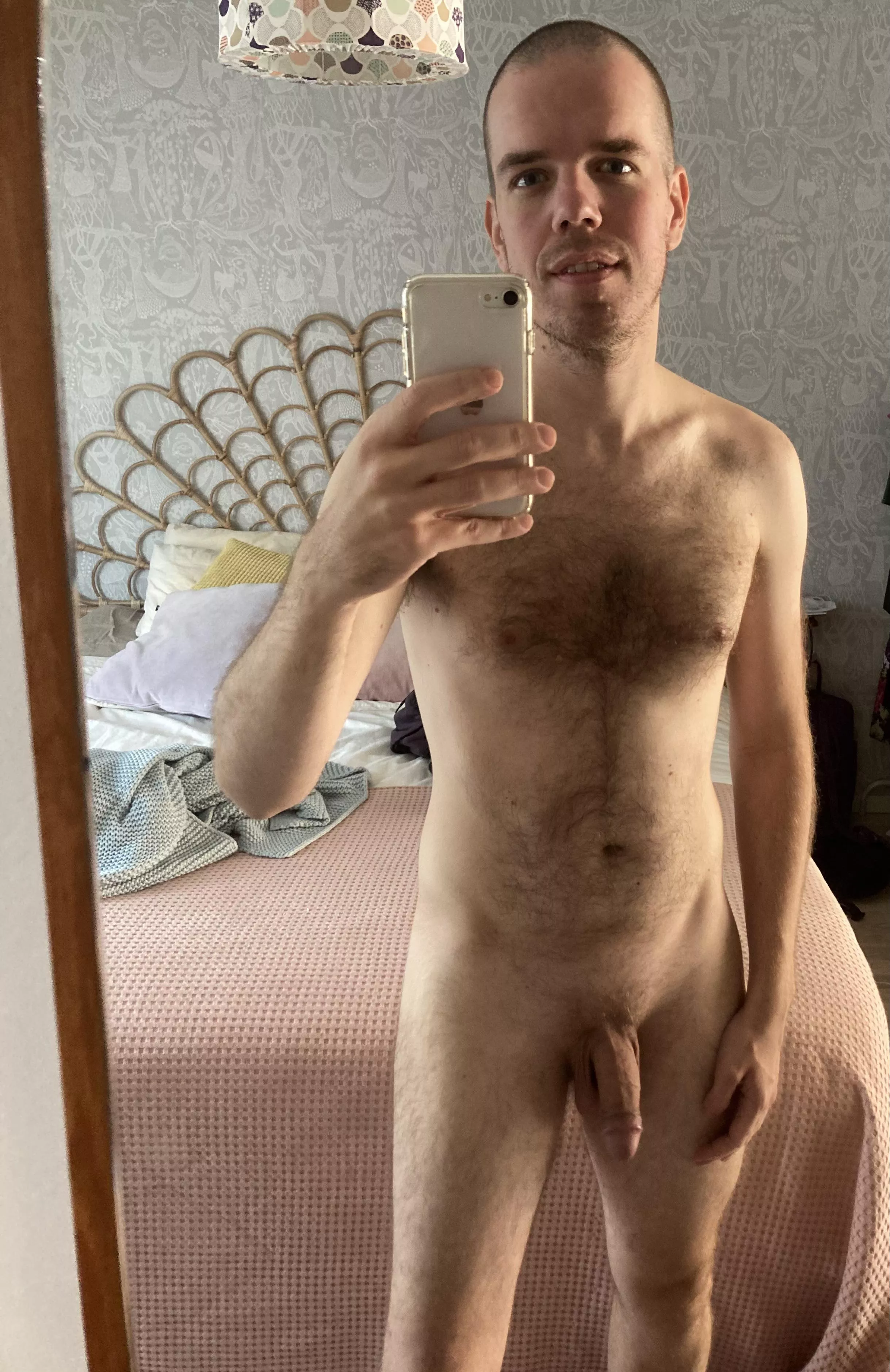 M34, 5â€™10, 155 lbs