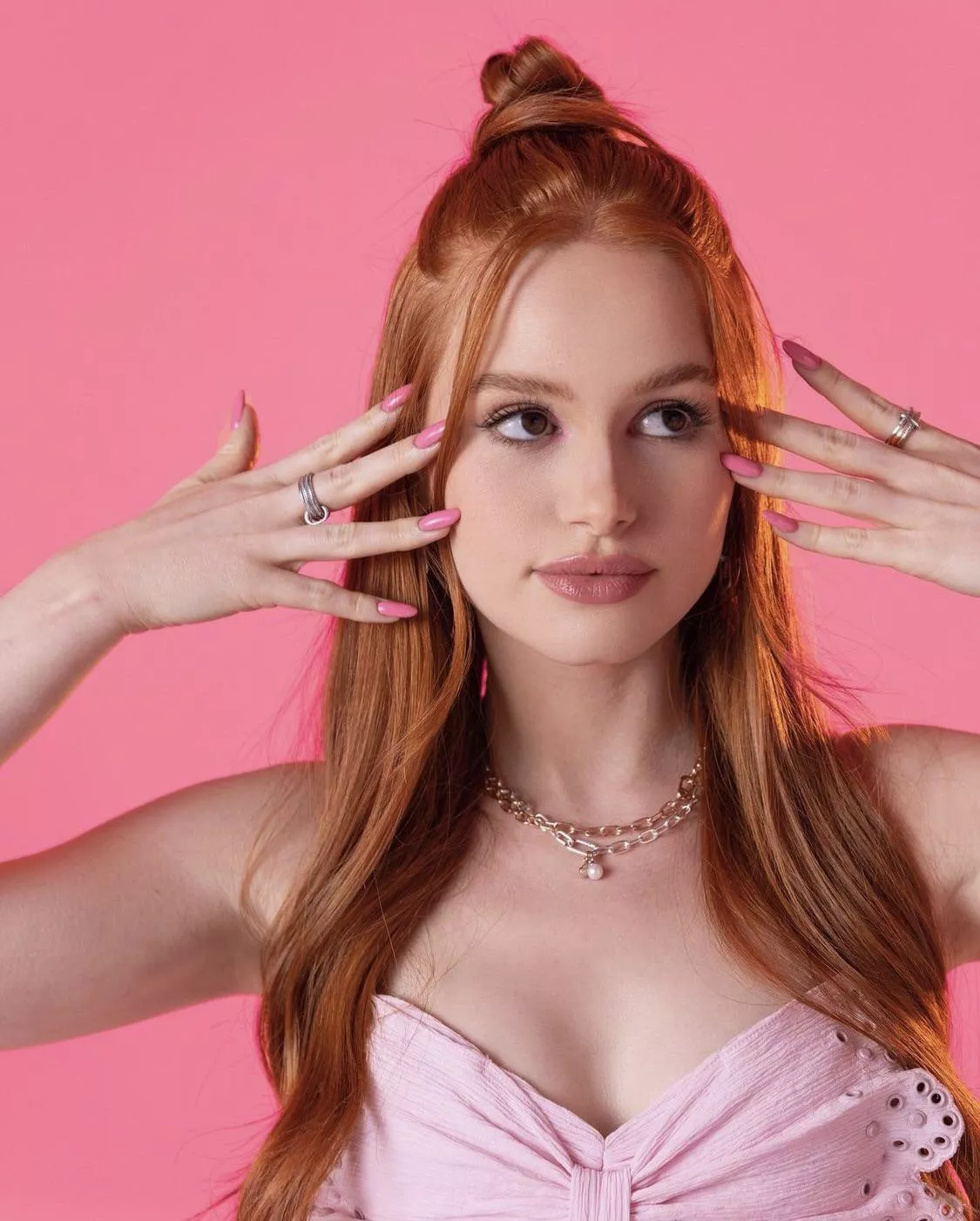 Madelaine Petsch 💖