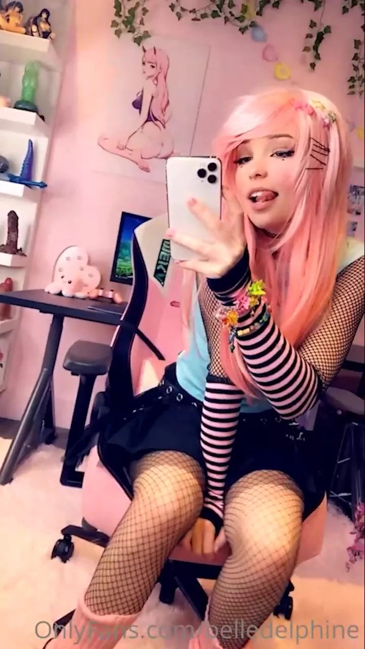 Make me cum for belle Delphine