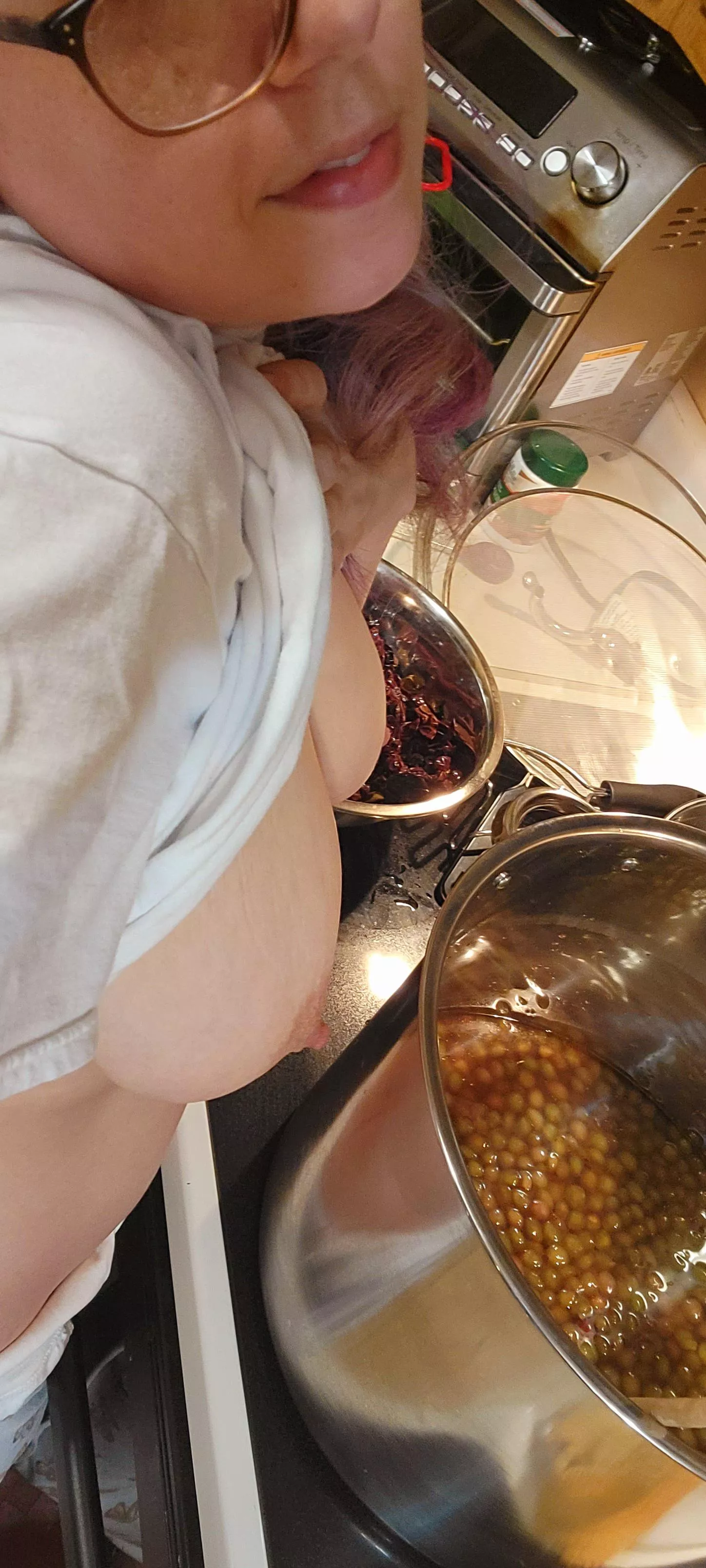 Making grape jam. Heres my boobies 33 bi [f]