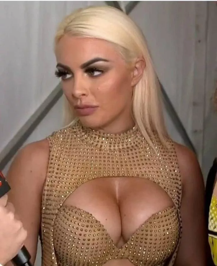 Mandy’s Big Tits💦🤤