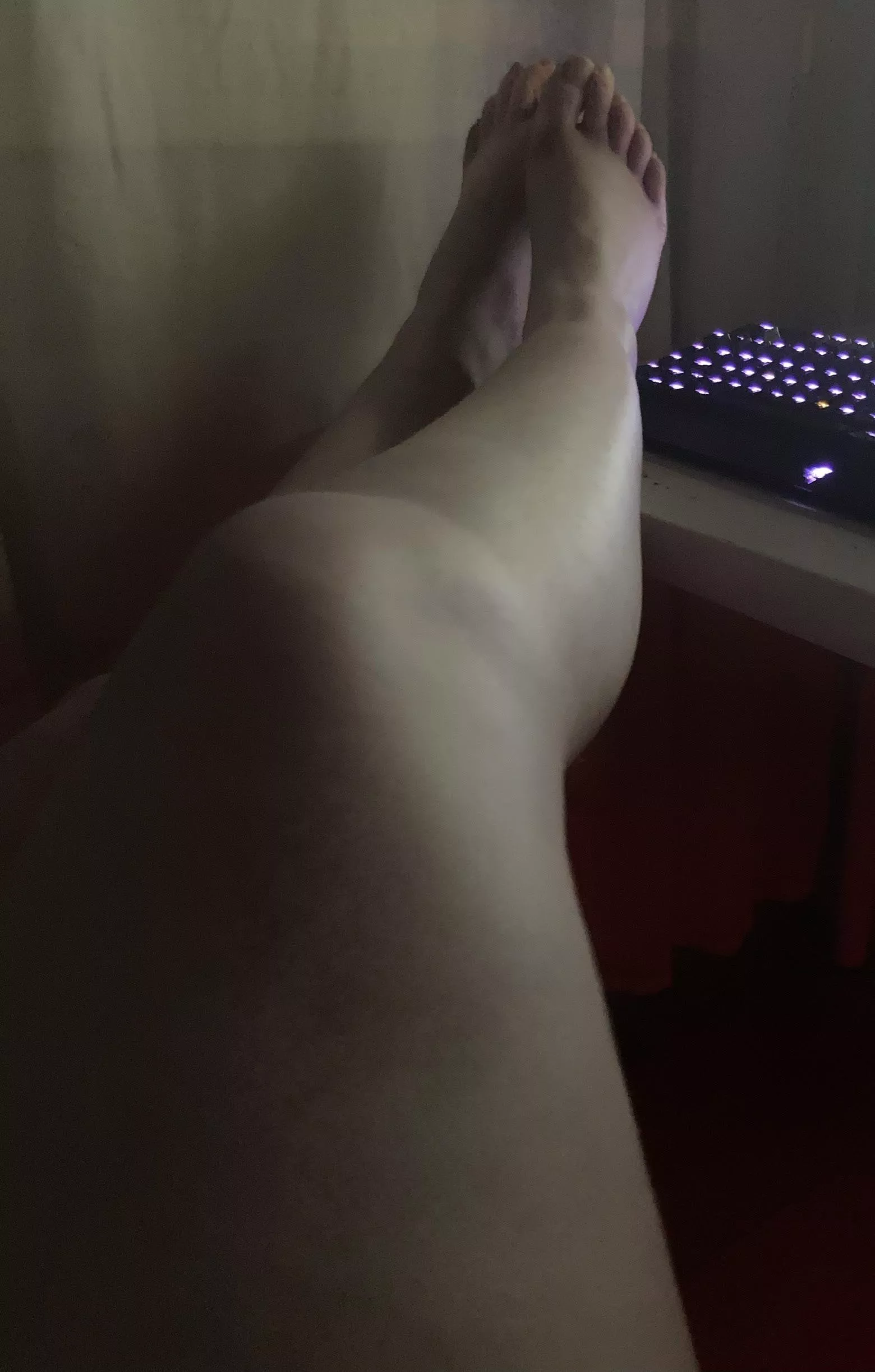 Massage my feet as I play? ðŸ¥º