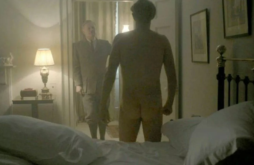 Matt Smith. Actor naked in the Netflix series The Crown.