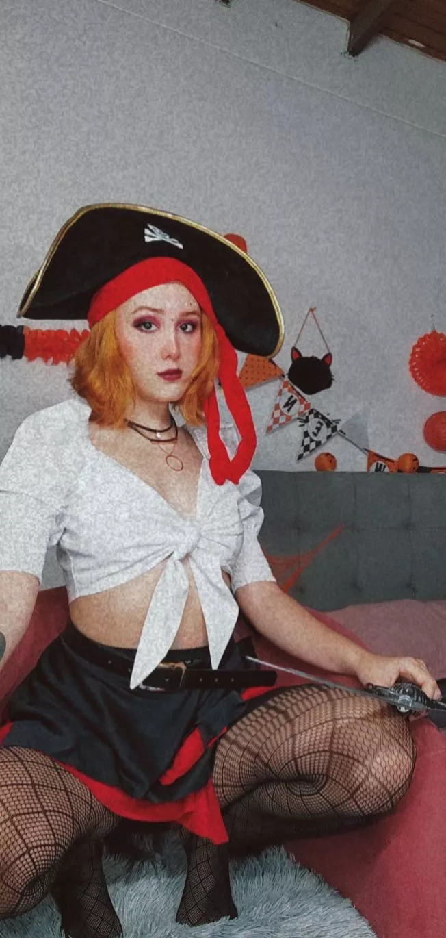 Me as a sexy Redhead pirate ðŸ˜ˆðŸ´â€â˜ ï¸