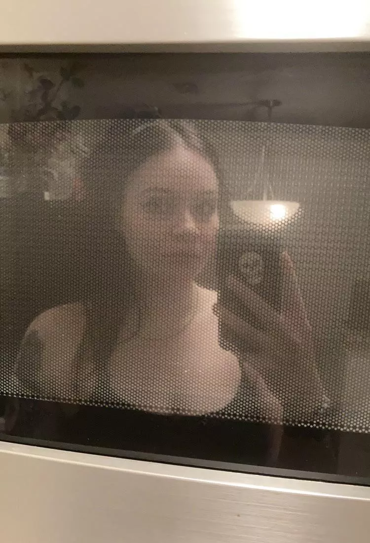 Microwave Selfies anyone??