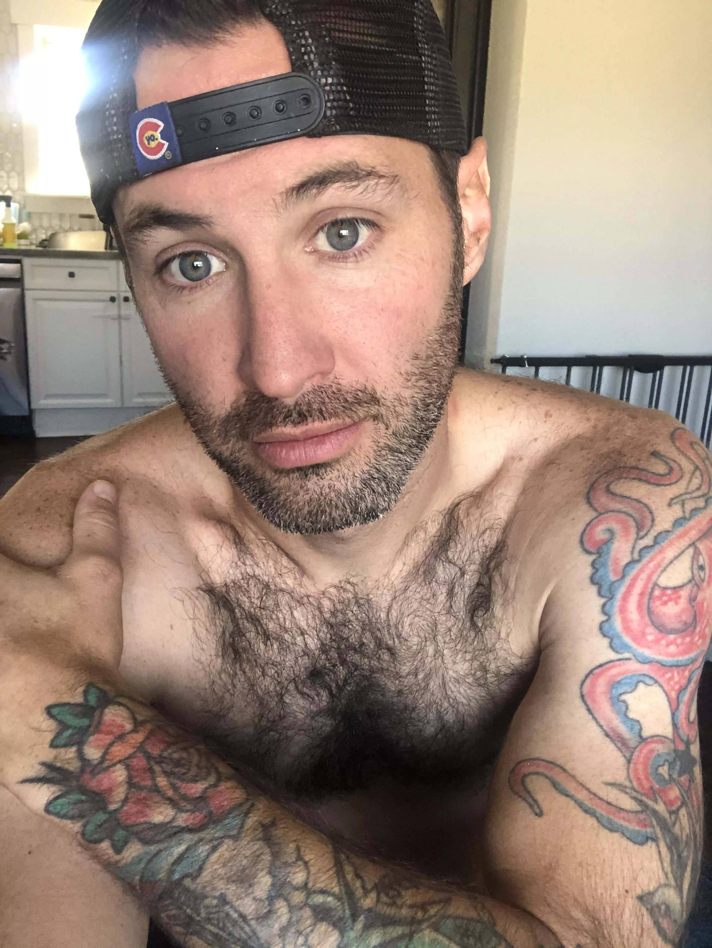 Mid 30s Colorado dad with tattoos