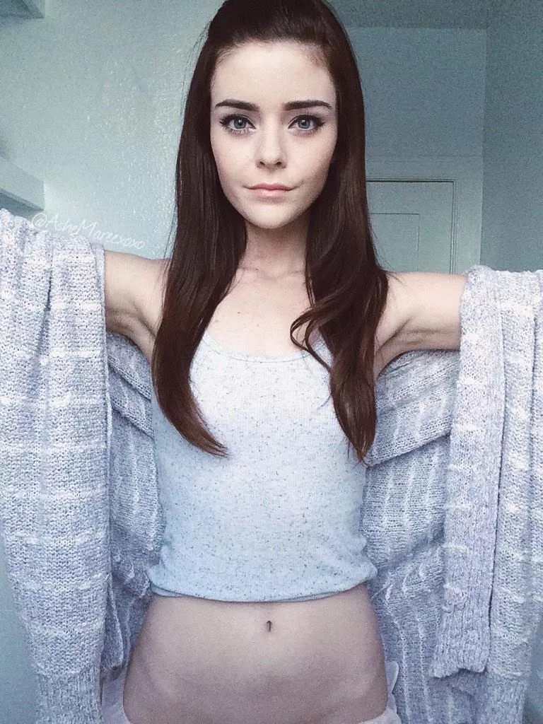 midriff