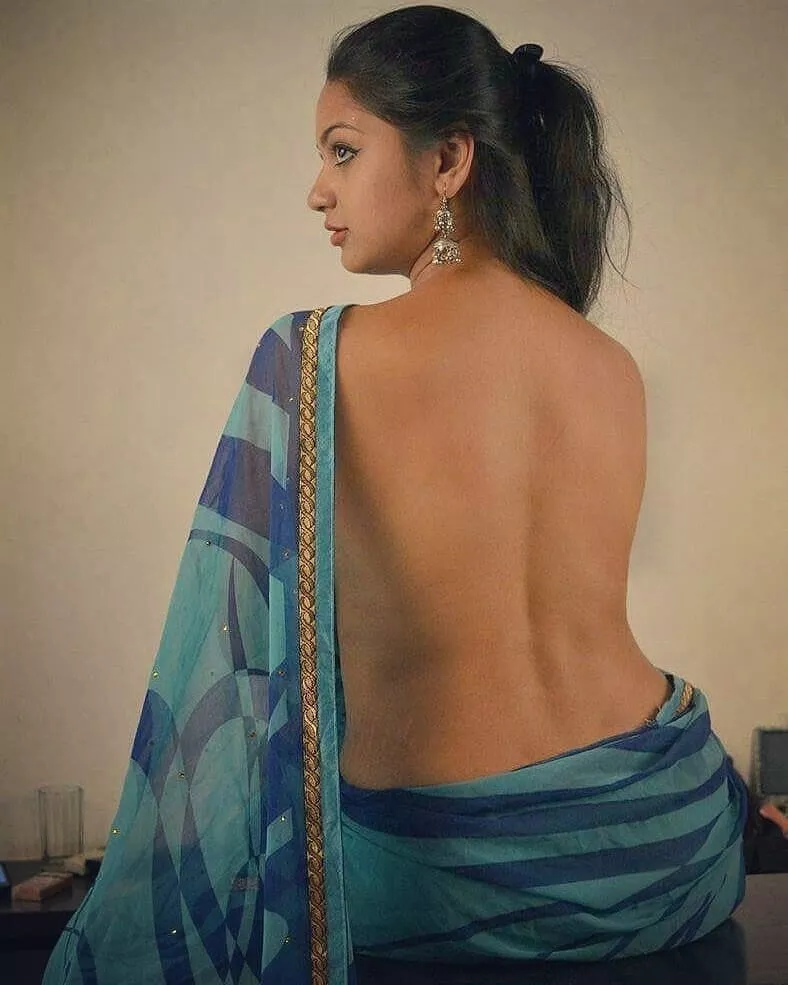 Milf in saree