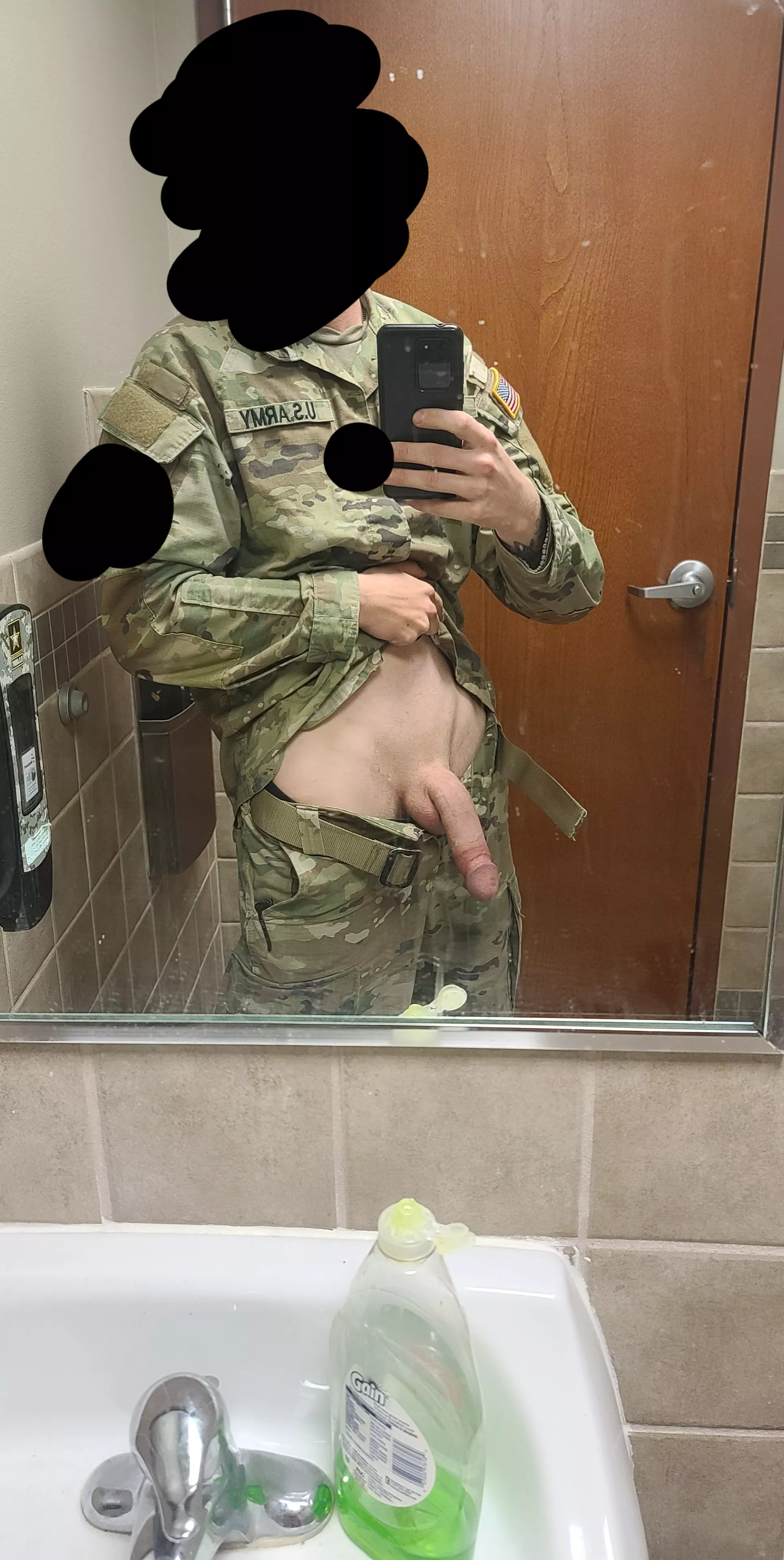 Military cock and cum for anyone?ðŸ˜œ