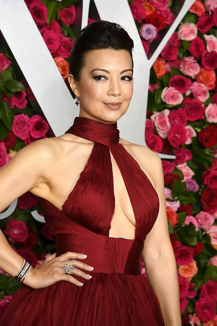 Ming-Na Wen