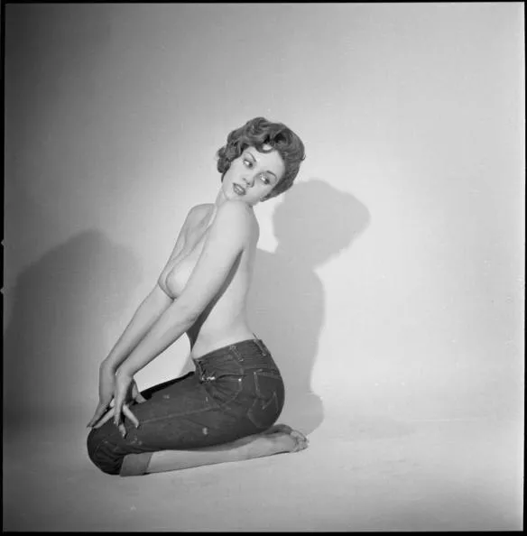 Model and nightclub singer Colleen Farrington, 1950s, photographed by Peter Basch