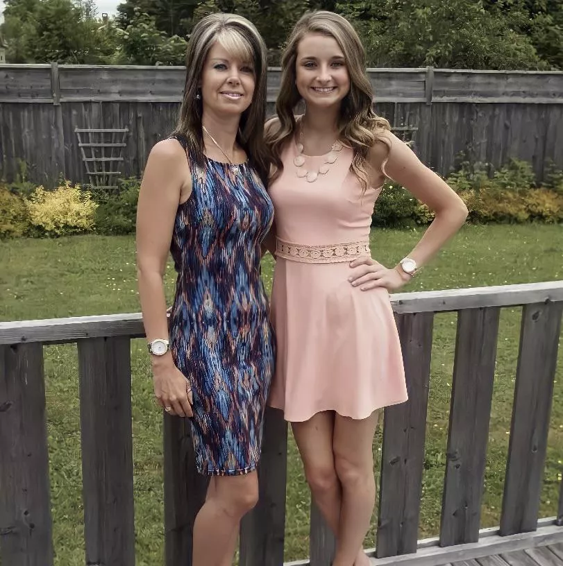 Mom or daughter?