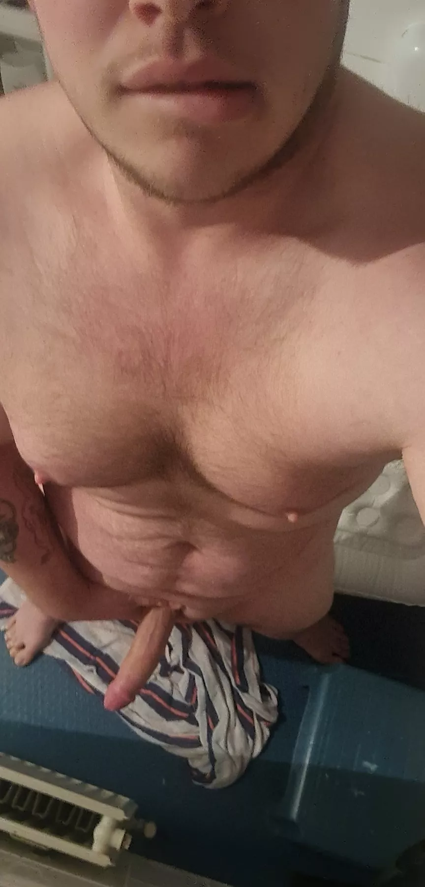 Monday blues who's coming to cheer me up ðŸ˜ [m29]