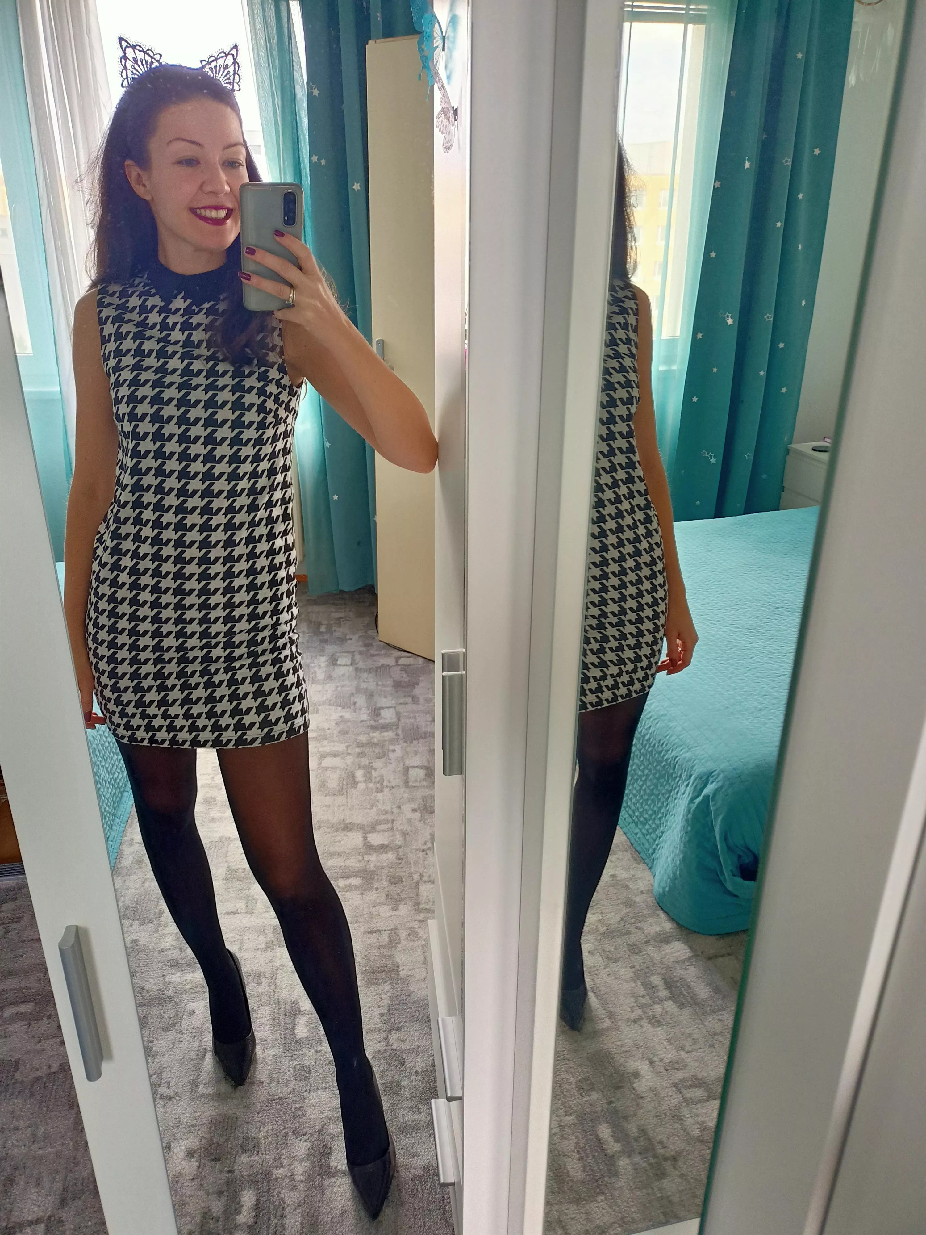 My 60s inspired look with a minidress and black tights