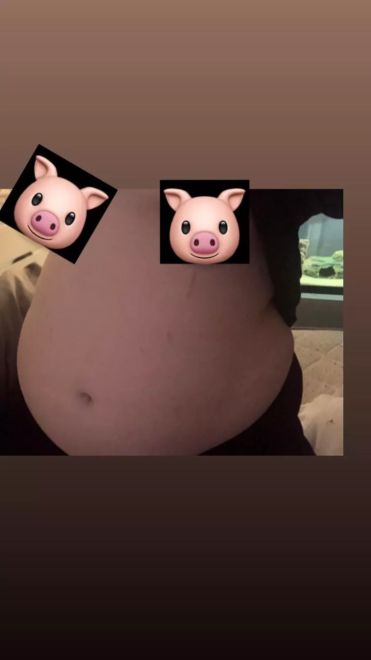 My dms are open (if u want to treat this piggy message me Iâ€™ll tell you how to uk only)