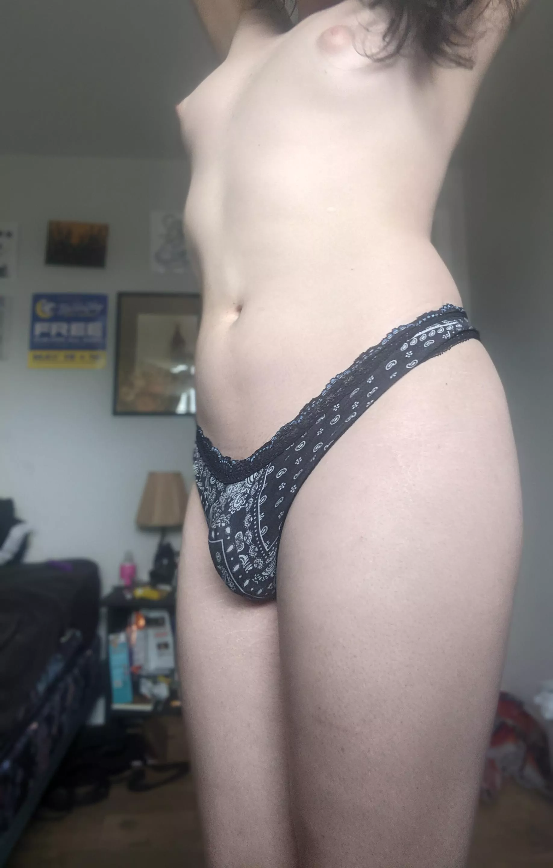 My favorite non tuck panties right now 😇🖤⚡