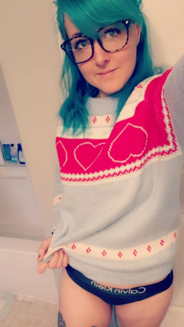 My favorite sweater. â¤ï¸ðŸ’™â¤ï¸ðŸ’™