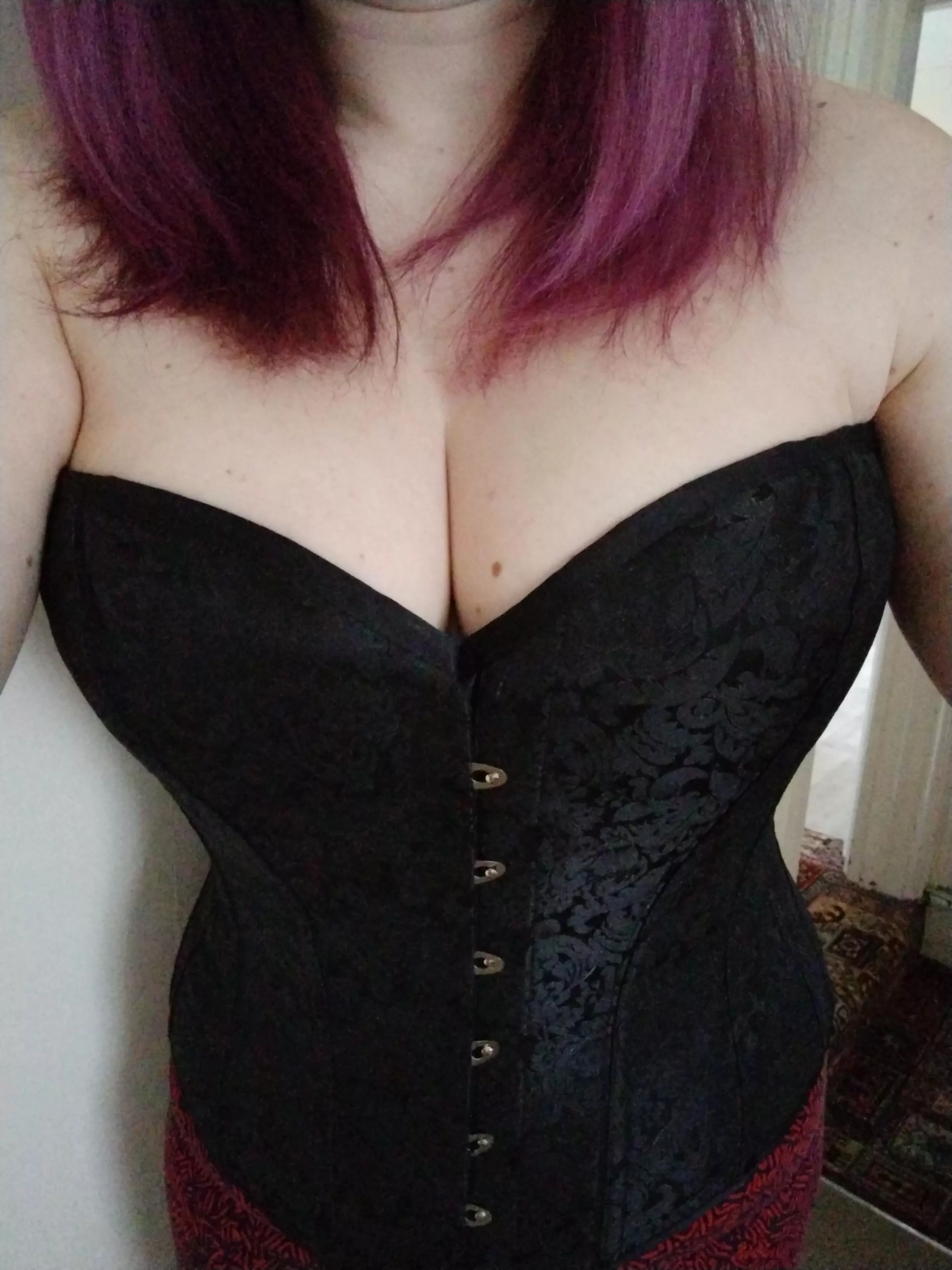 My favourite corset, do you like?