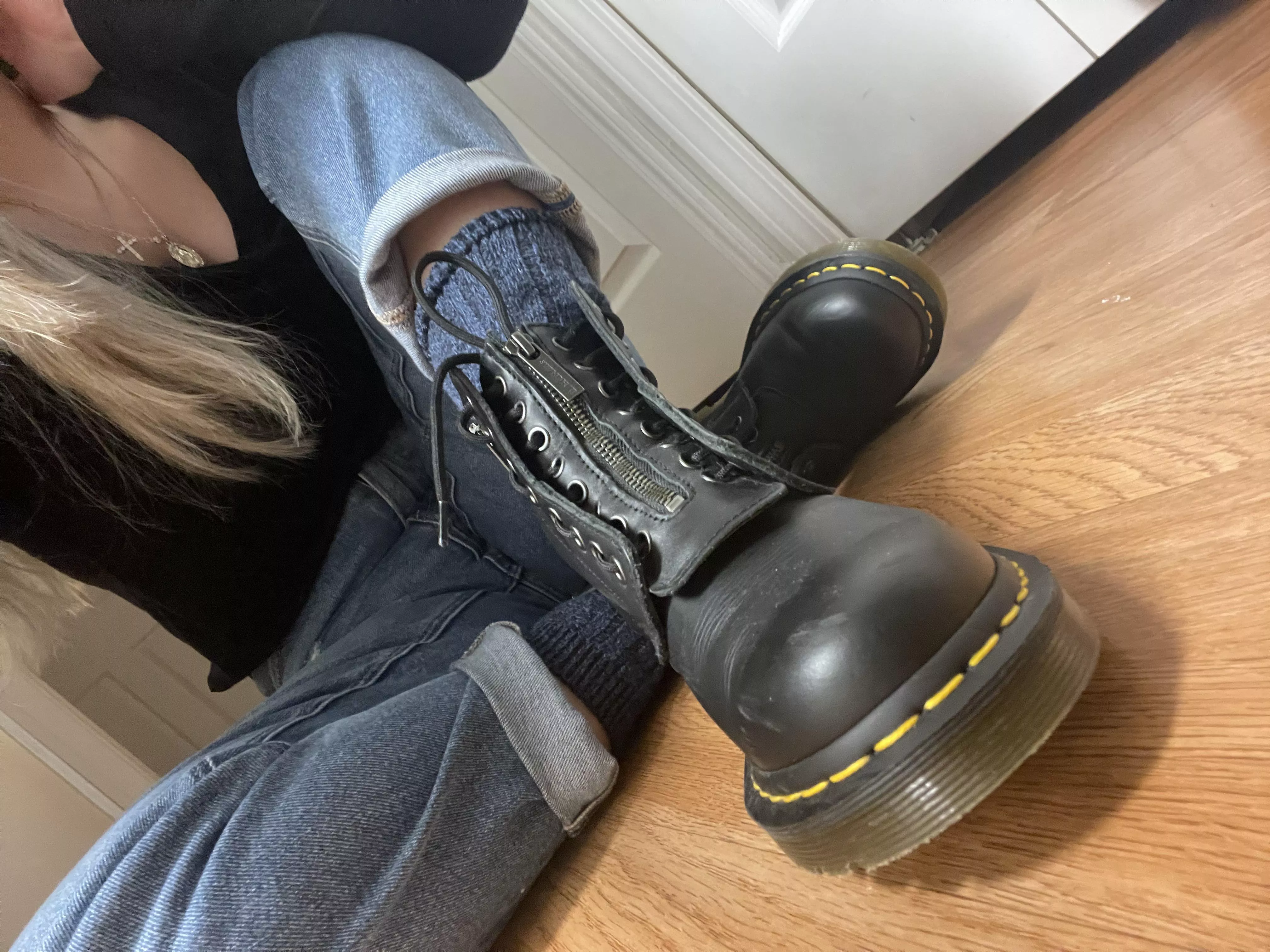 My feet are getting so sweaty in these boots ðŸ¥µ