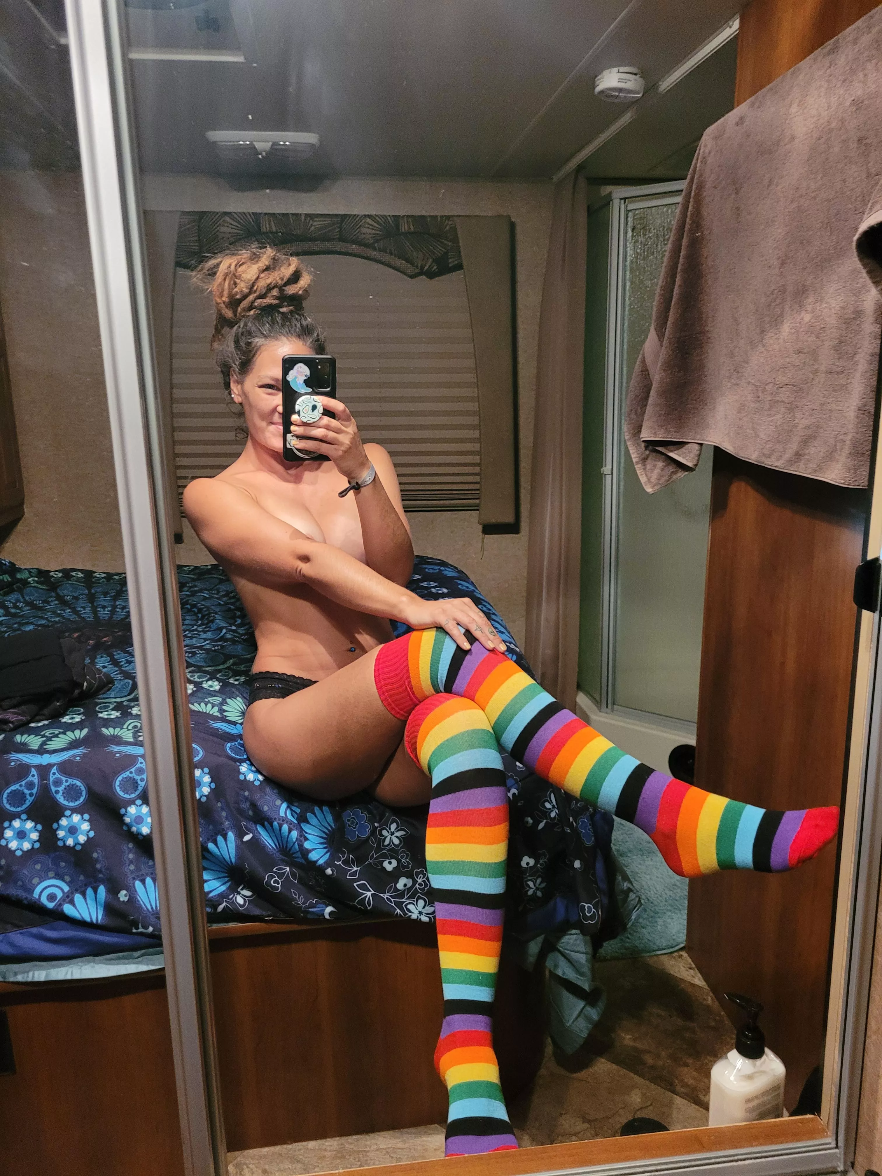 My friend gifted me these socks ðŸ³ï¸â€ðŸŒˆ (f) What do you think?