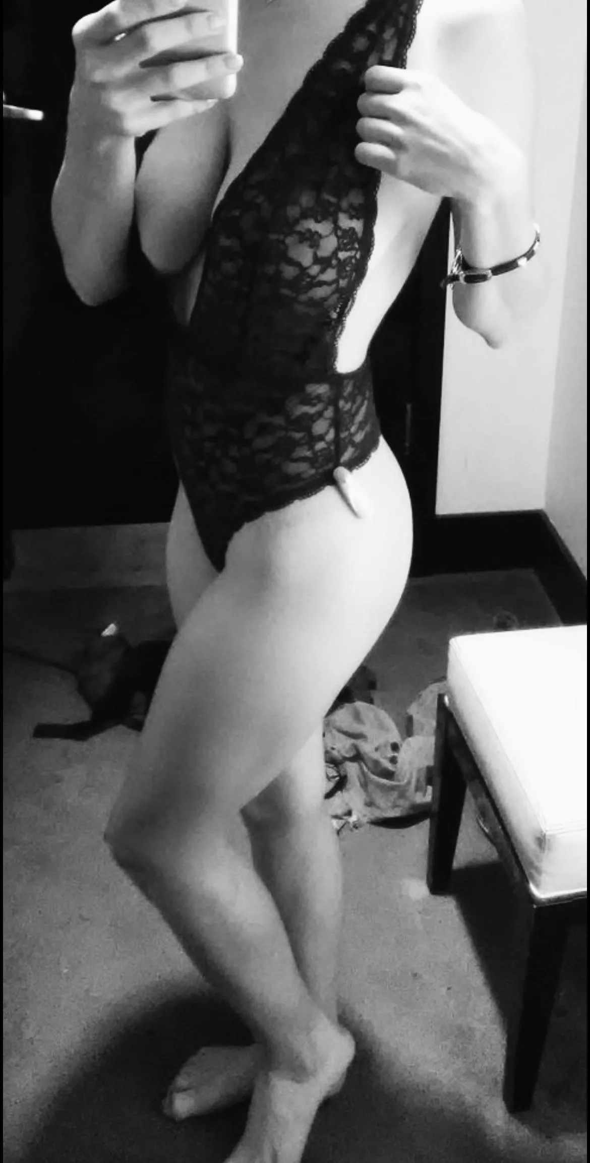 My hot wife took this selfie a while back. She’s 30 and a mom of 3. What do you all think of her fit mom bod?