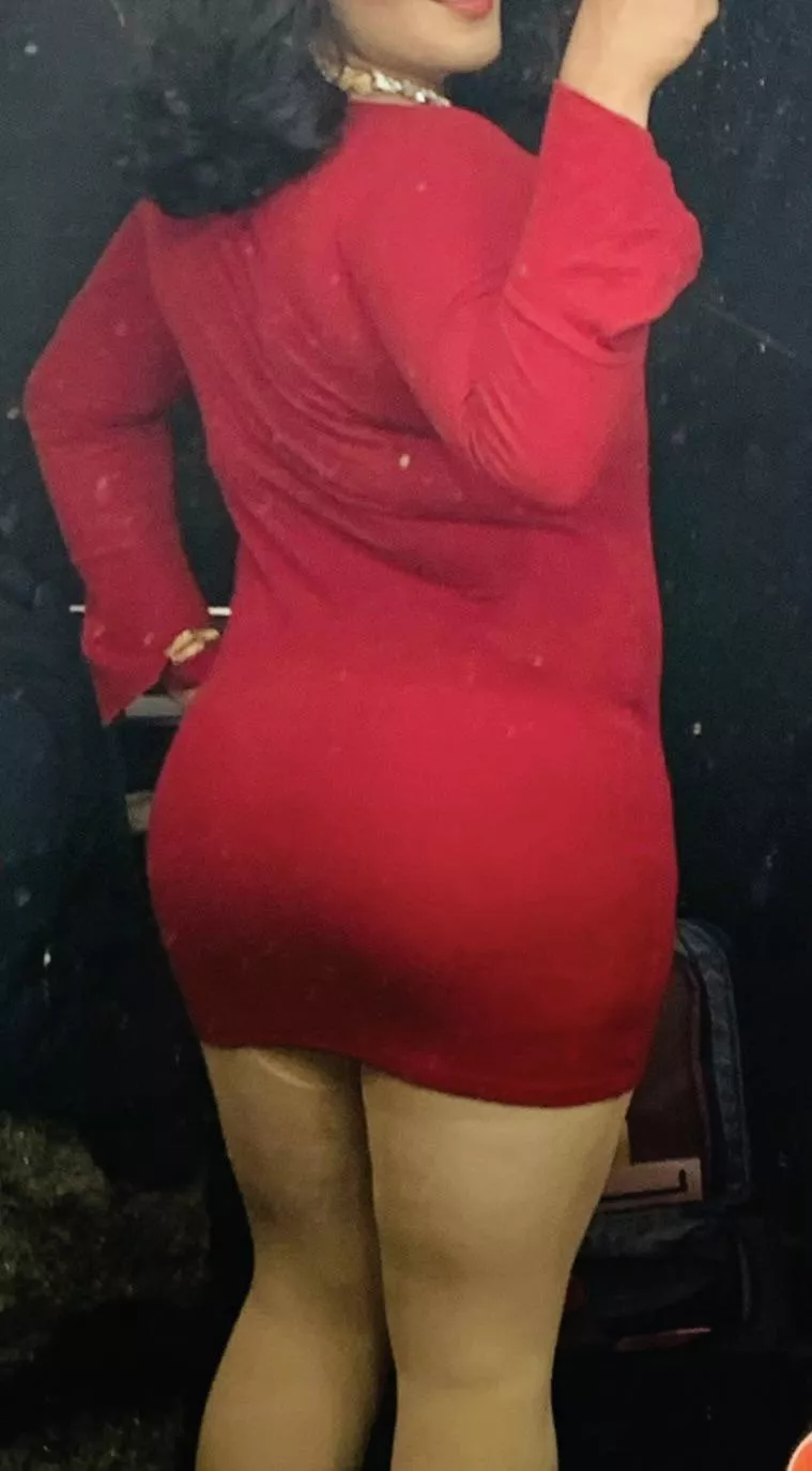 My Little Red Dress 🍑